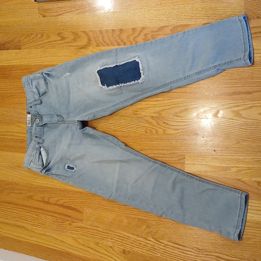 So light blue jeans_5